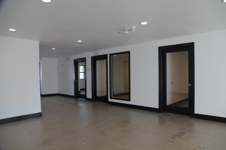 Carline Center in Phoenix, view 10 of 12